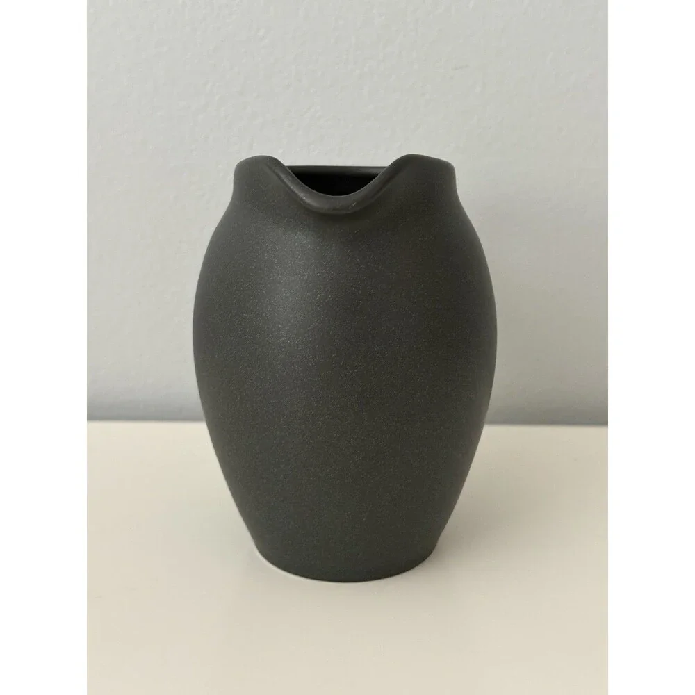 Noritake Stoneware Colorwave Graphite 8034 11 Oz. Creamer Matte Black Finish EUC